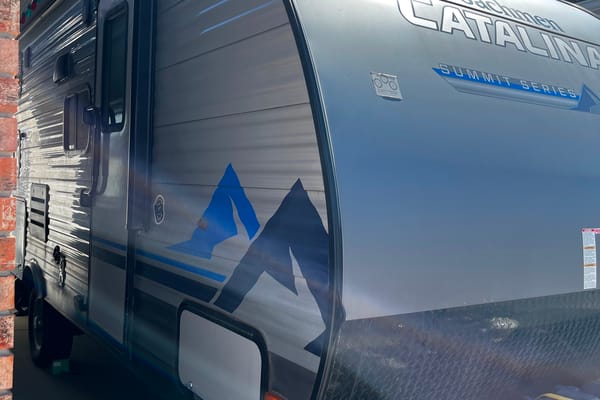 Catalina Comfort: DOC's Summit 184BHS Travel Trailer