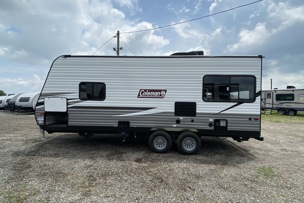 Scott & Sarah's 2022 Coleman Lantern LT 202RD Travel Trailer