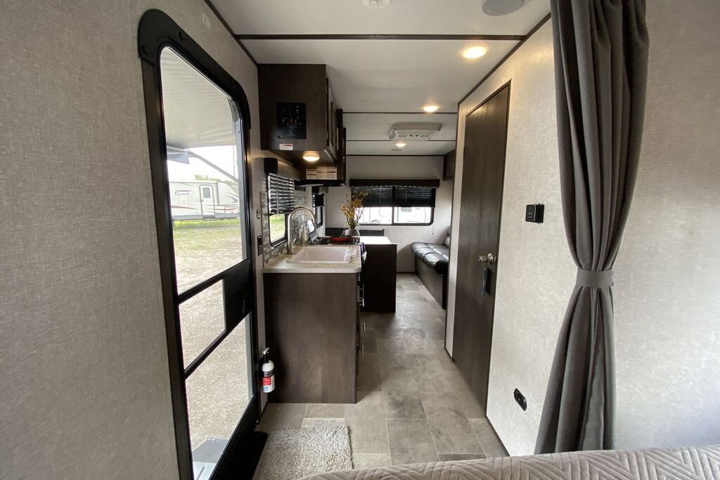 Scott & Sarah's 2022 Coleman Lantern LT 202RD Travel Trailer