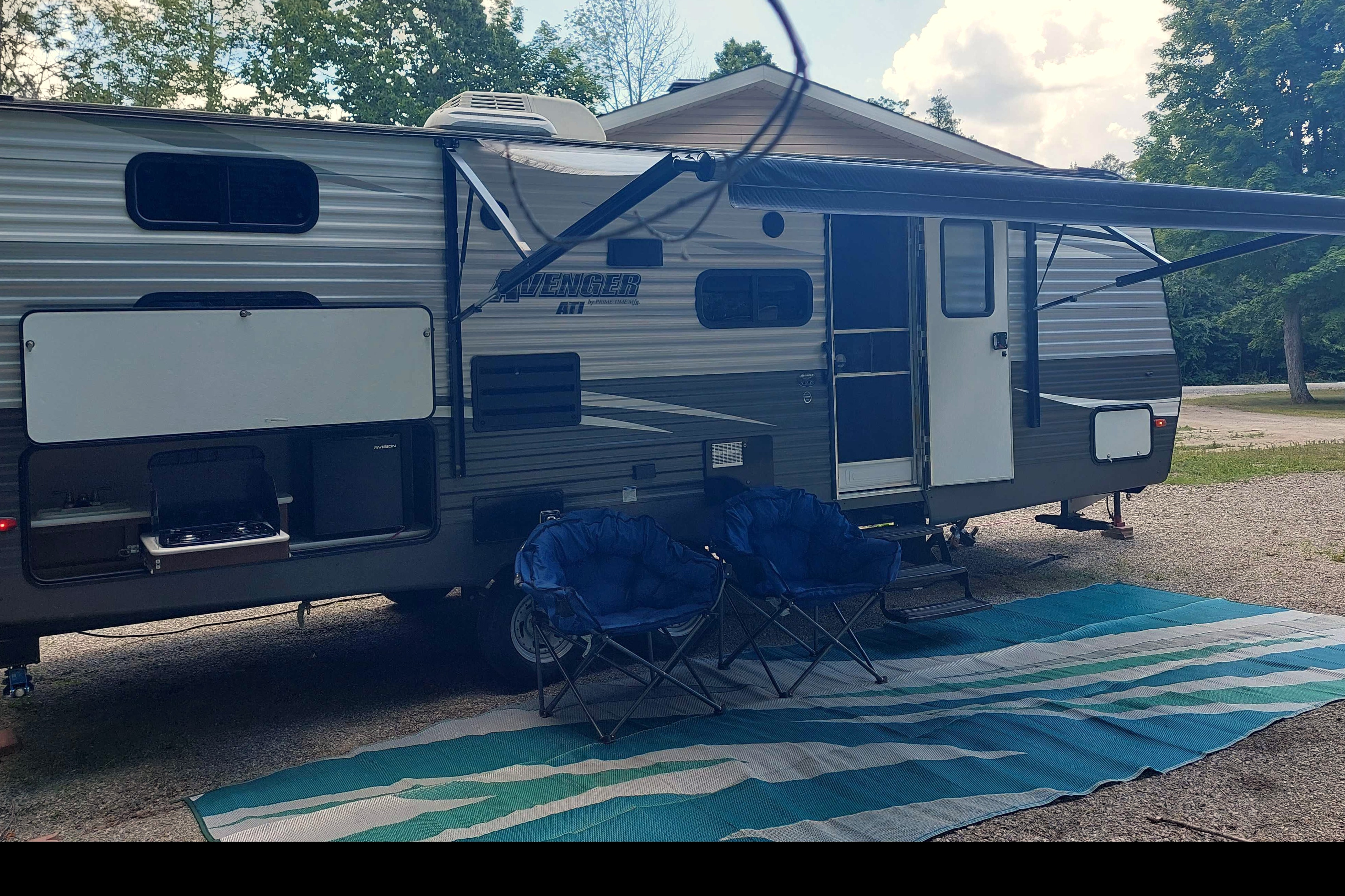 The Glamper Camper