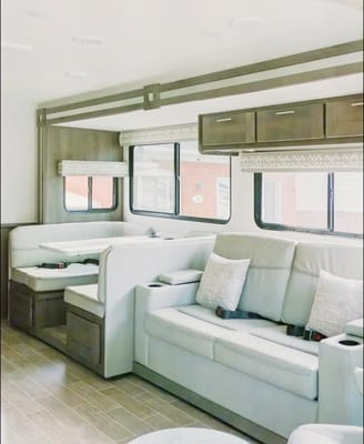 2021 Forest River Georgetown - Sleeps 8