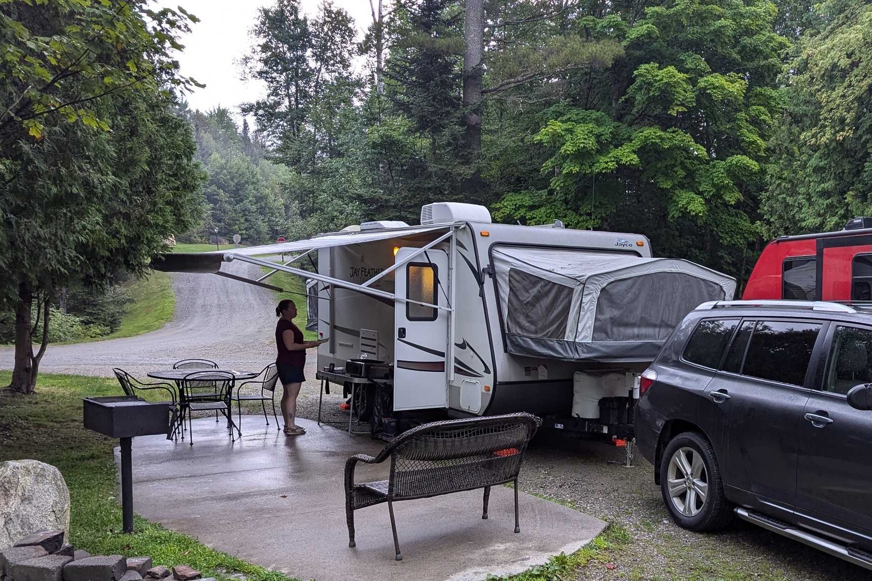 Kyra & James' Jayco Jay Flight 18H Hybrid