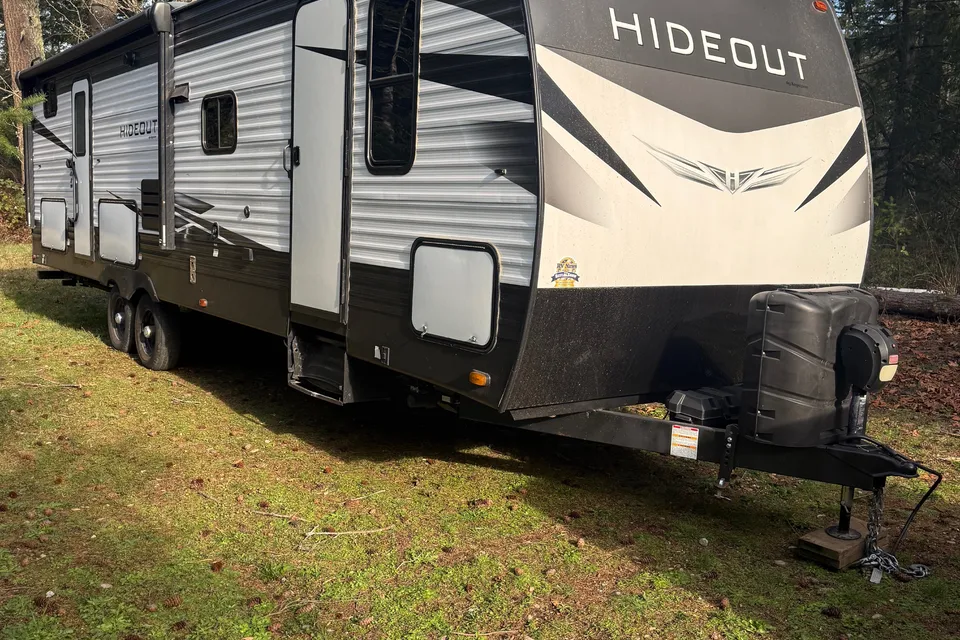 Jordan's Keystone 29dwse Travel Trailer