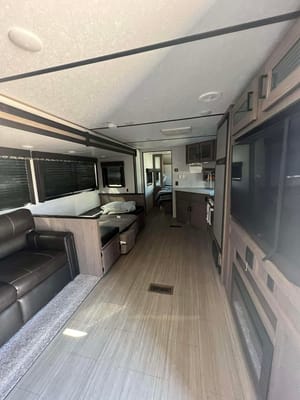 Jordan's Keystone 29dwse Travel Trailer