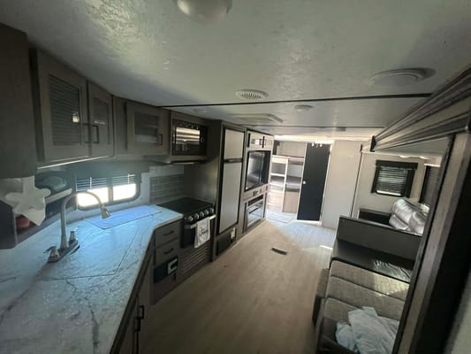 Jordan's Keystone 29dwse Travel Trailer