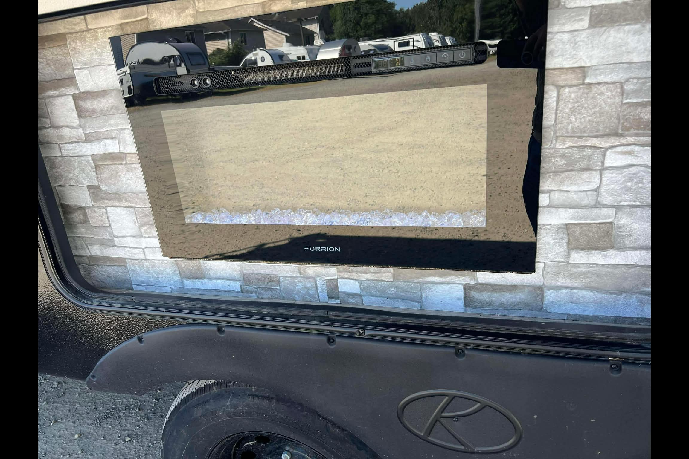 Jordan's Keystone 29dwse Travel Trailer
