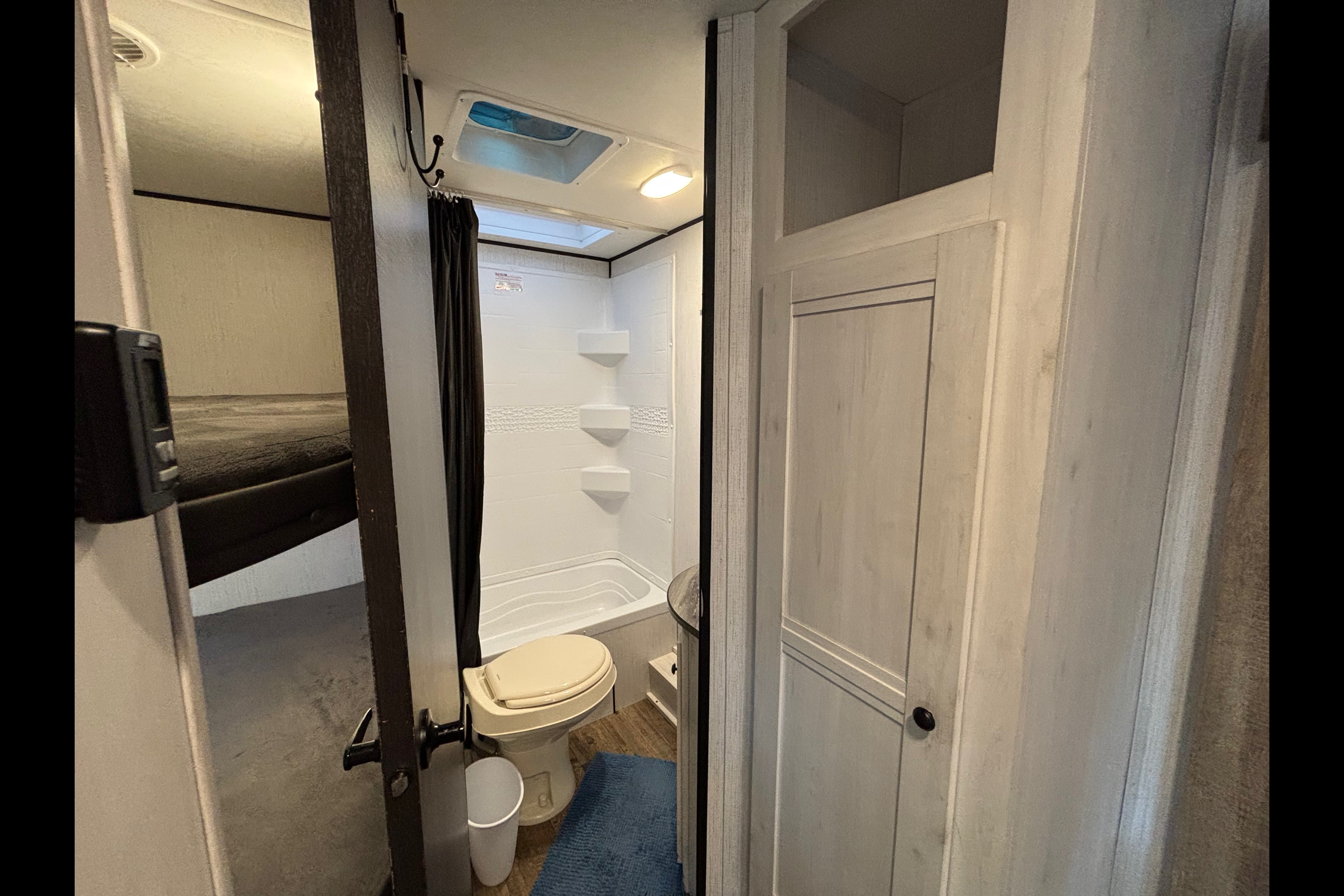 Howie and Jenny’s Heartland Trailrunner Travel Trailer