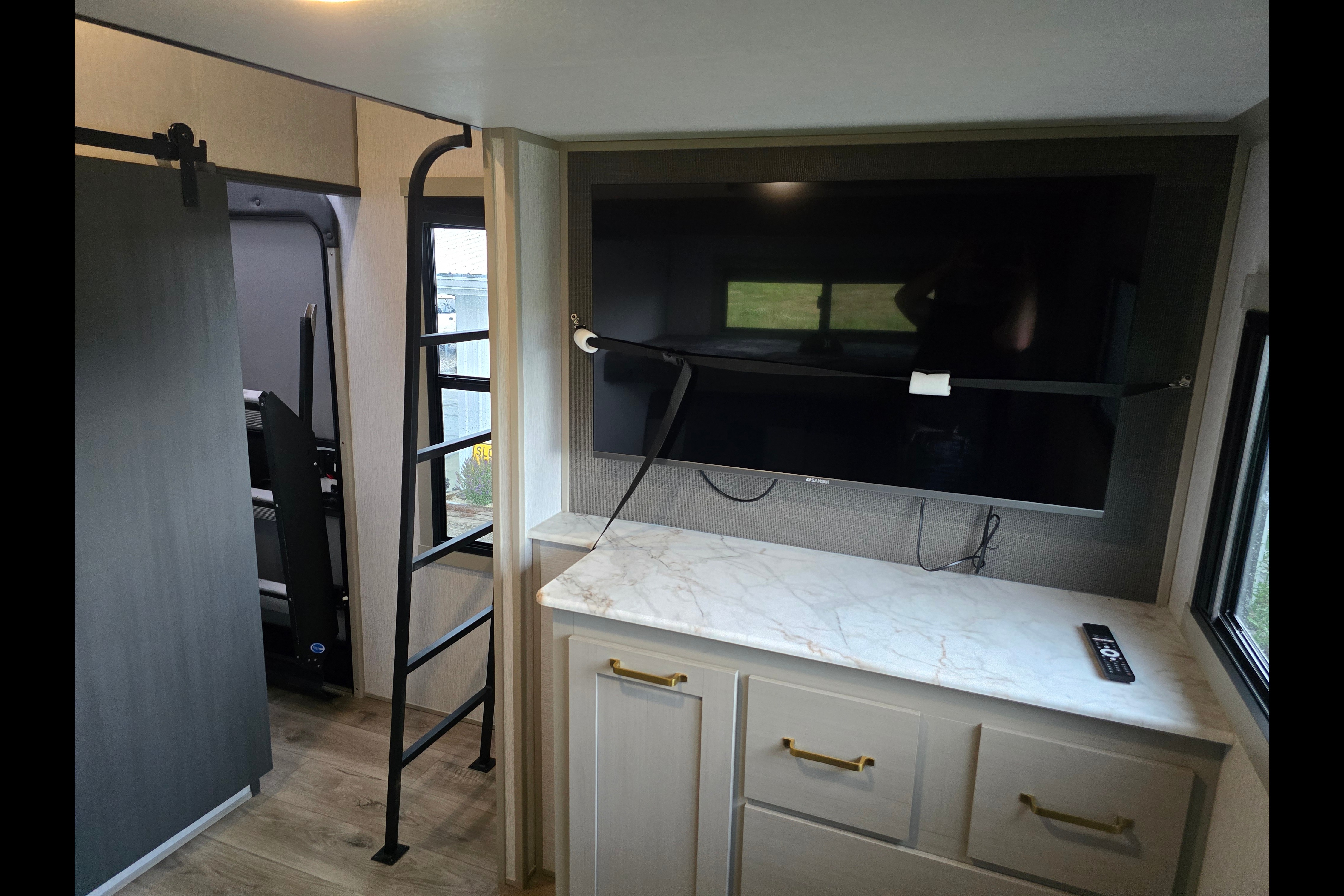 Forest River Heritage Glen Fifth Wheel
