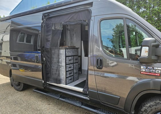 Stephane Ram Promaster 3500 Classe B