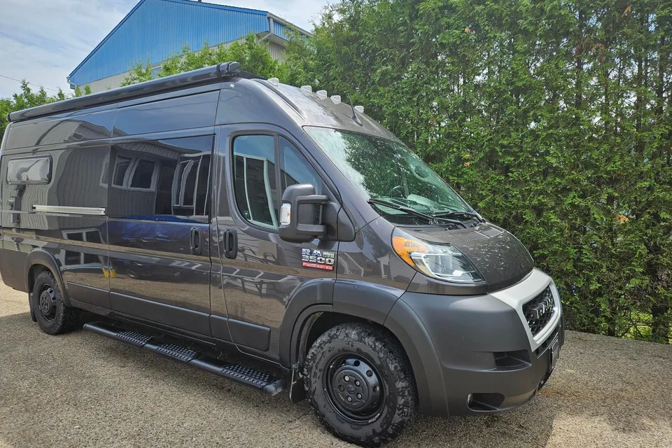 Stephane Ram Promaster 3500 Classe B