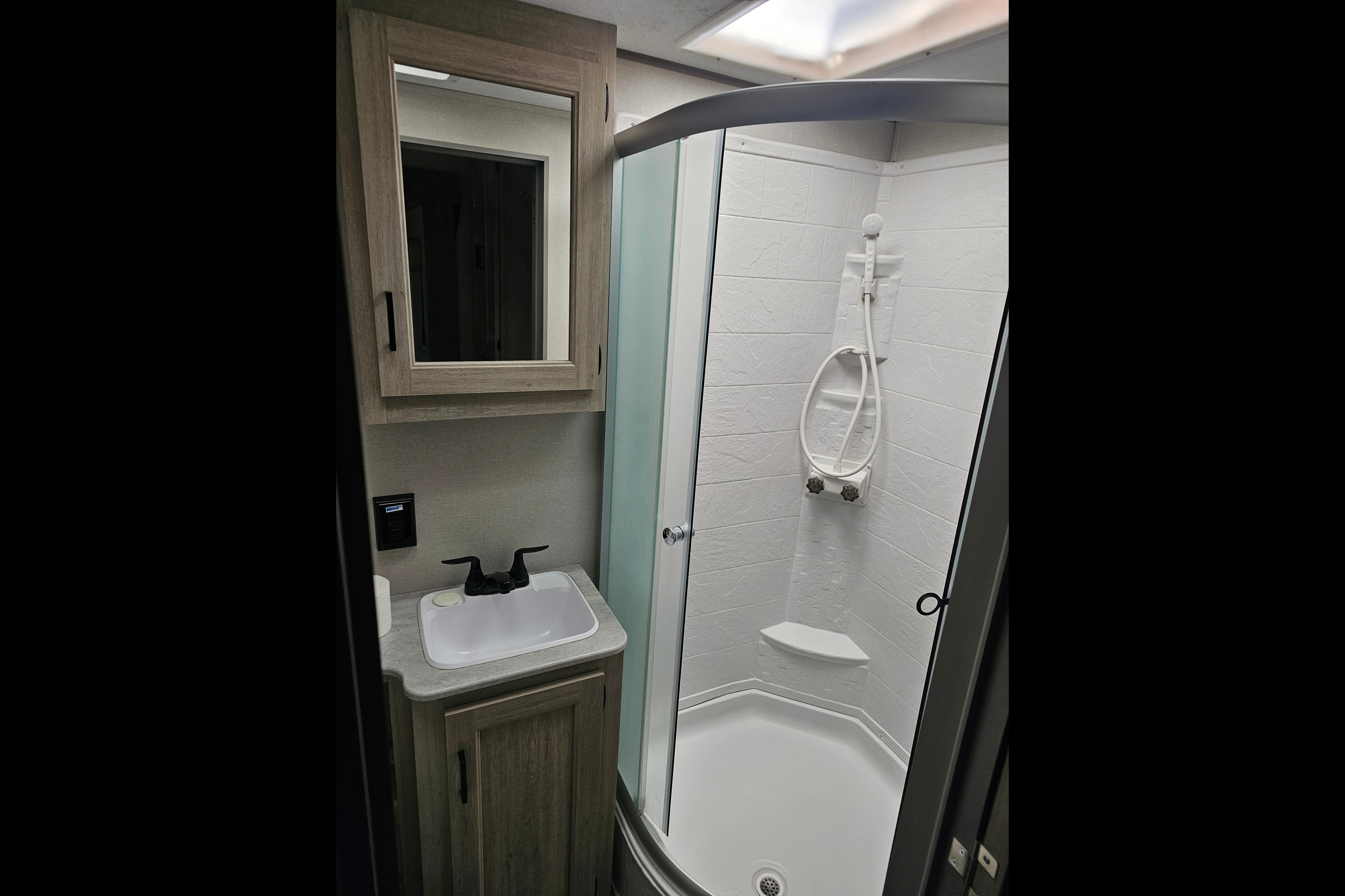 Damon's Coachmen Catalina Travel Trailer