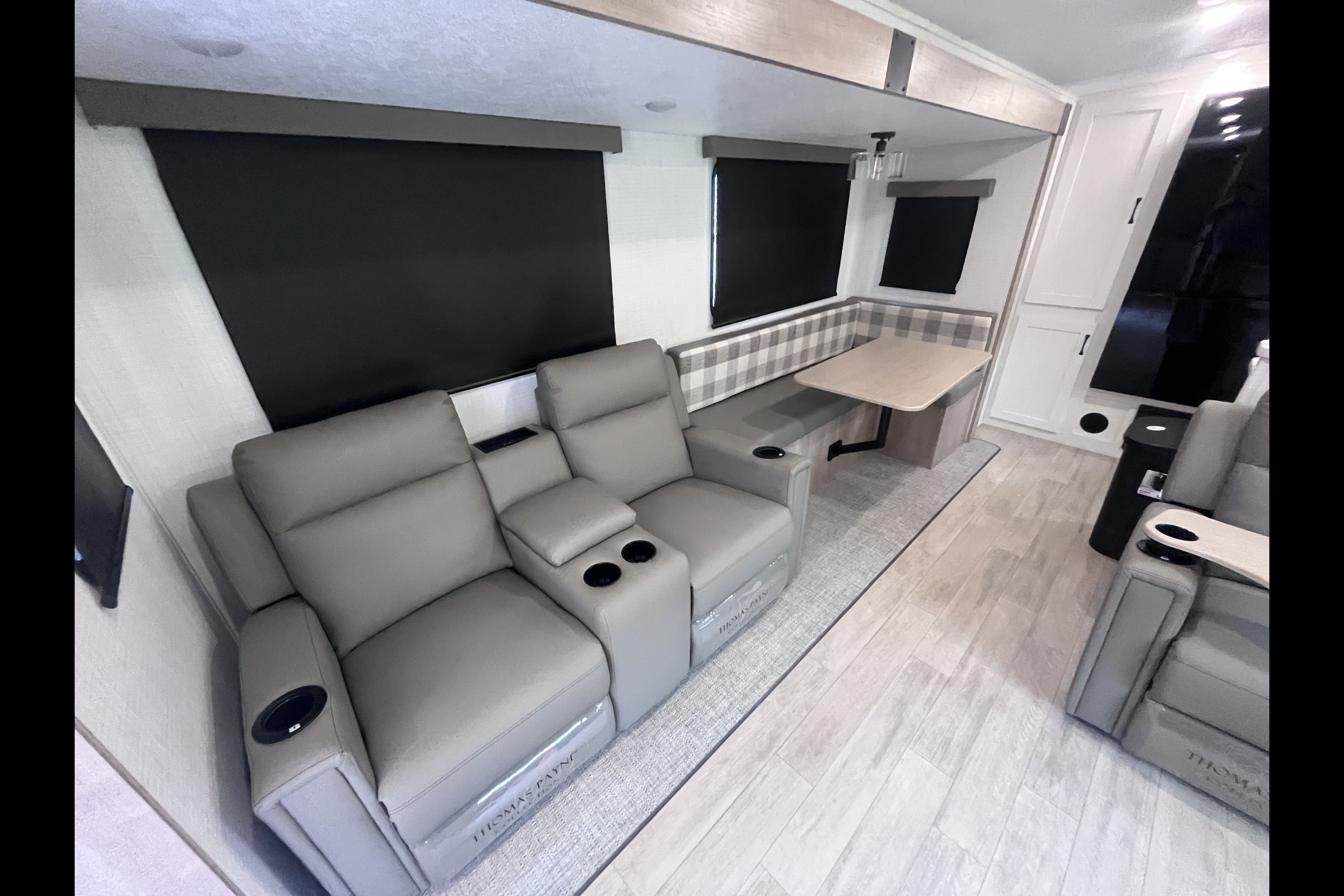 Jared's Palomino 306RKTS Travel Trailer