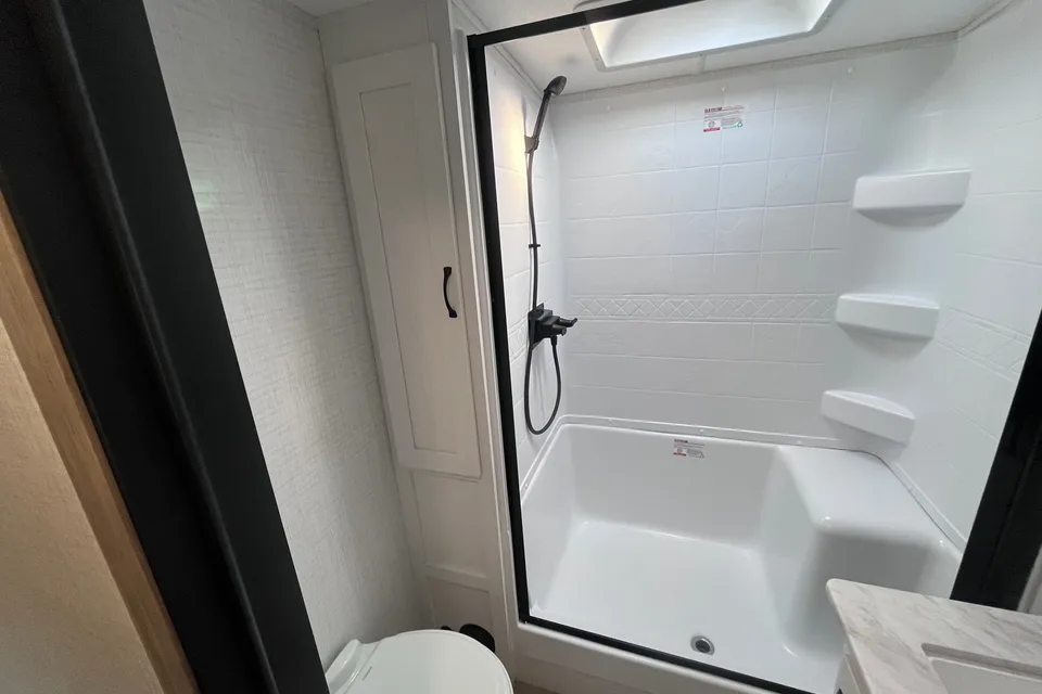 Jared's Palomino 306RKTS Travel Trailer