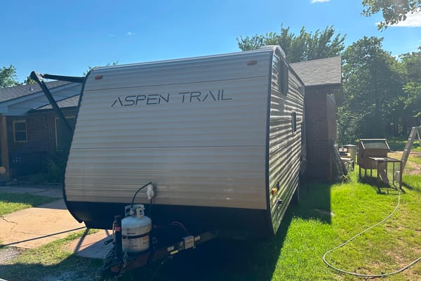 Keystone Dutchman Travel Trailer