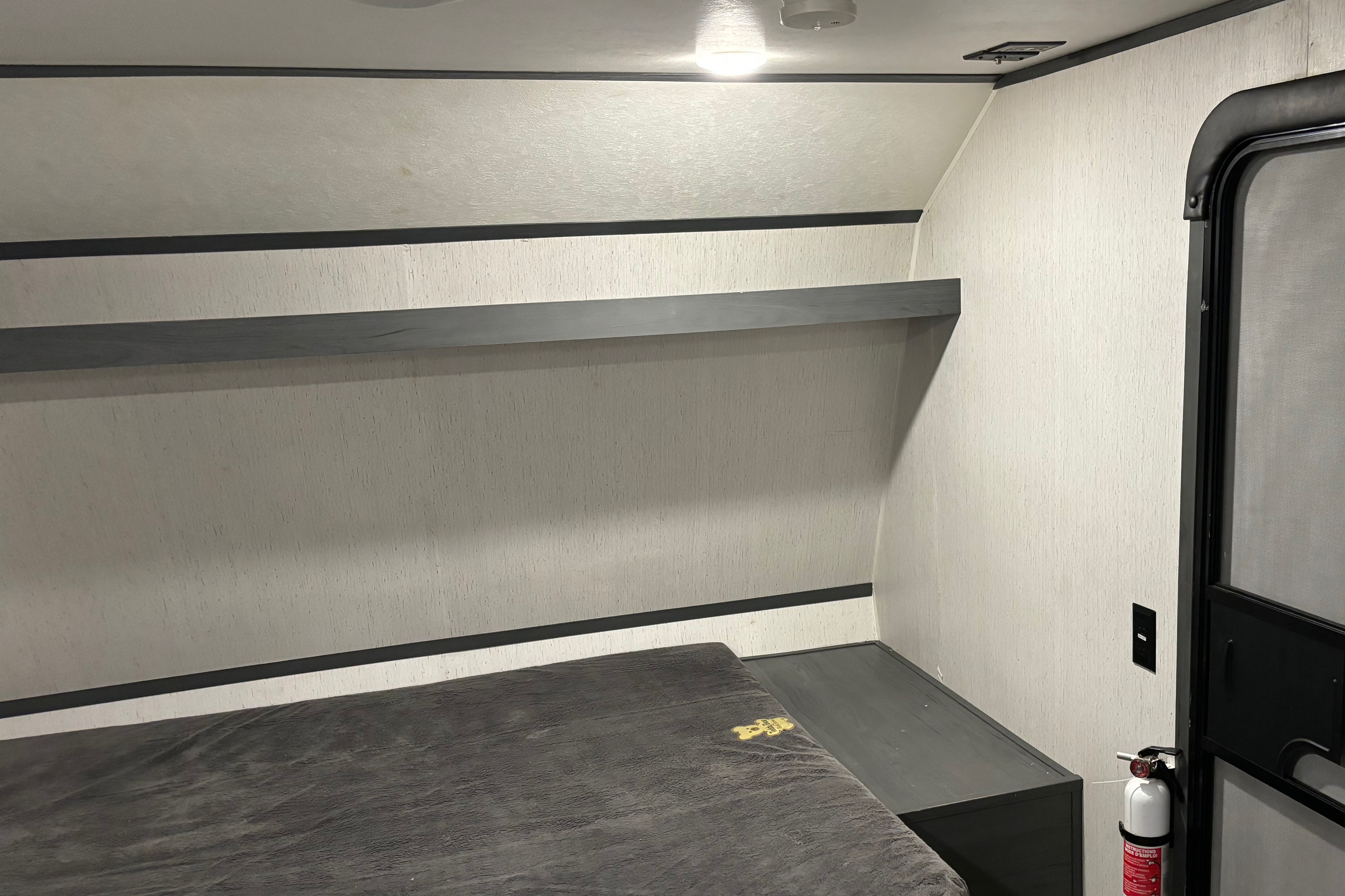 Keystone Dutchman Travel Trailer