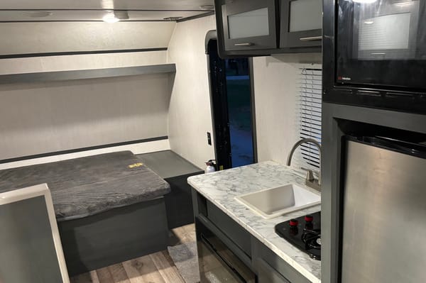 Keystone Dutchman Travel Trailer