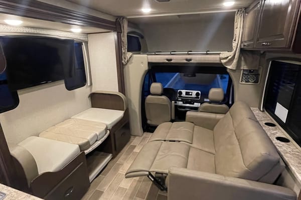 Open Route RV Rentals. Class C 2020 Thor Motor-Coach Mercedes Château 24DS