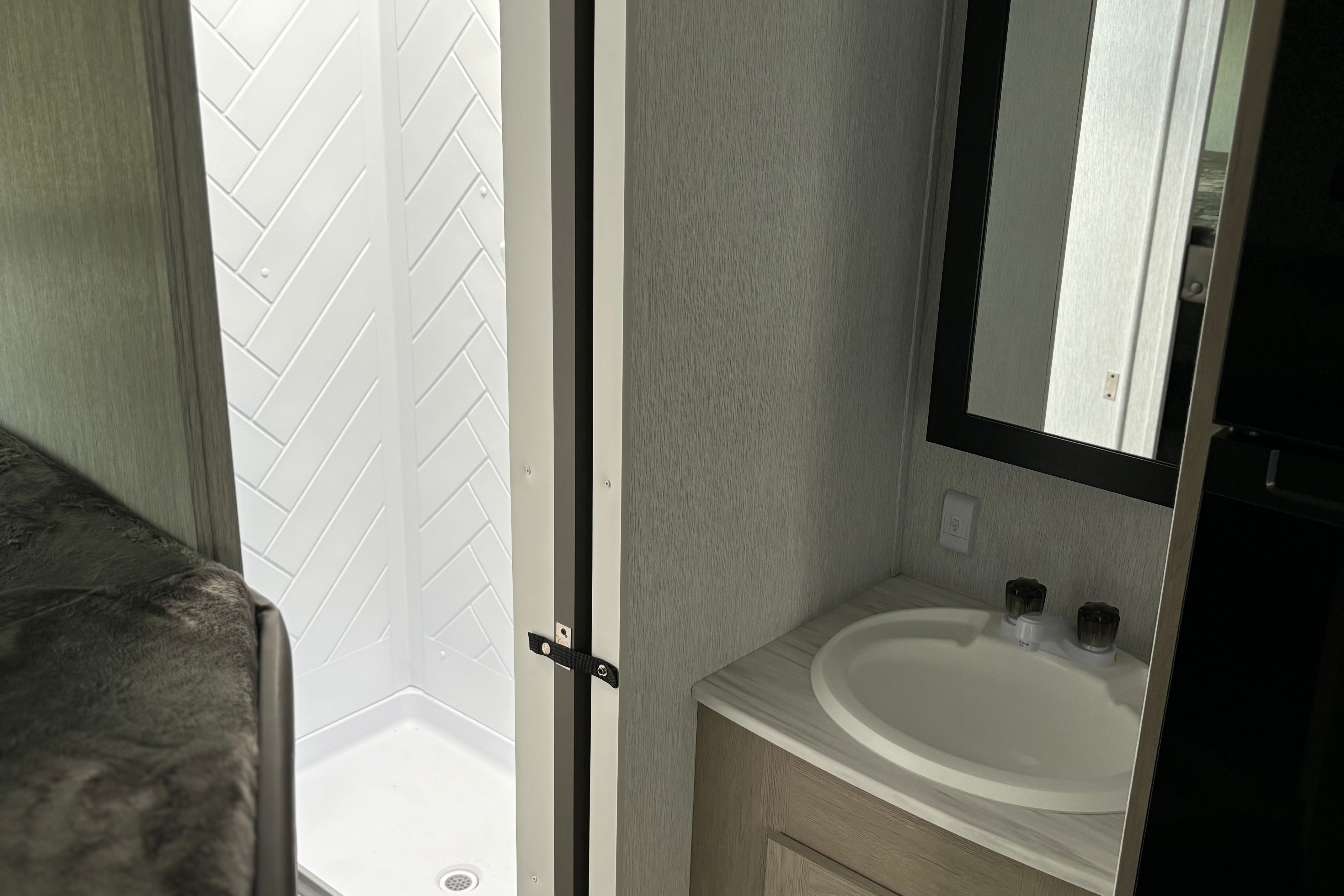 Country Cruiser's Travel Trailer