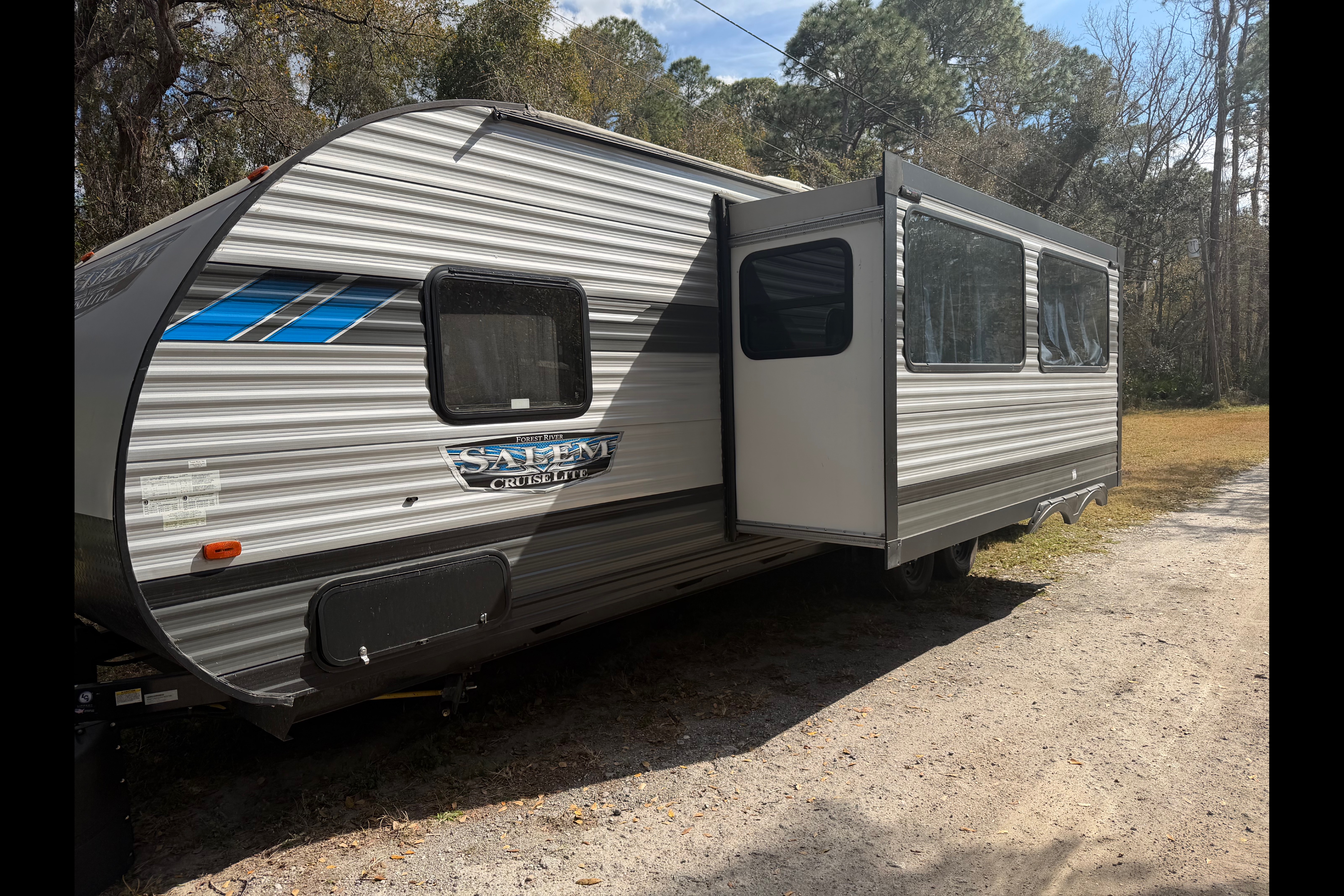 Lesya's Forest River 263BHXL Travel Trailer