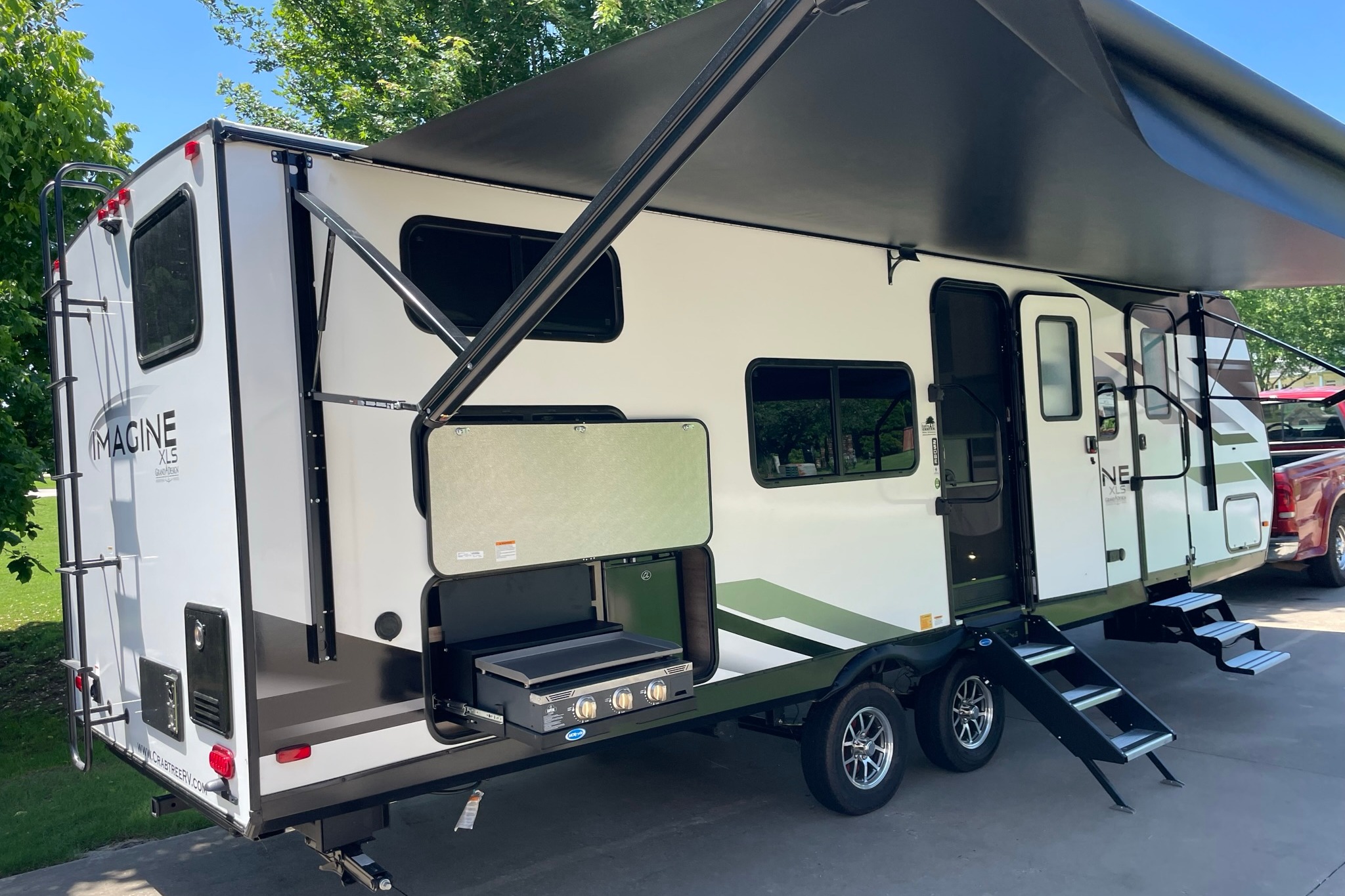 BRAND NEW Grand Design Imagine 25DBE Luxury Trailer