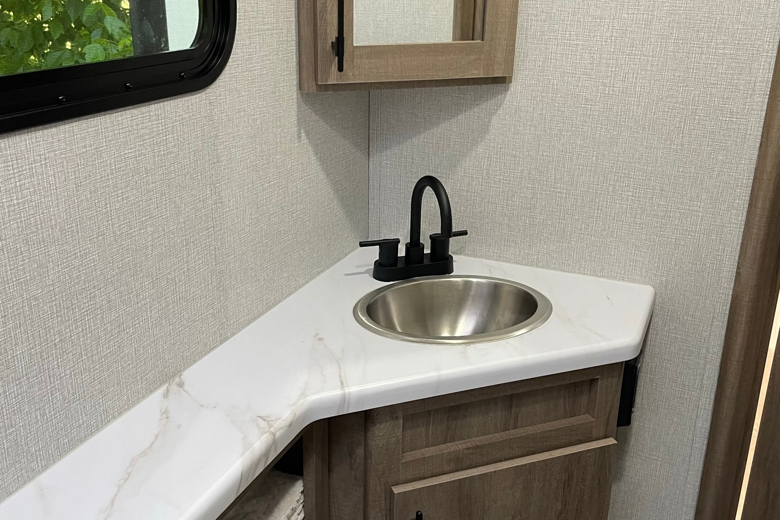 BRAND NEW Grand Design Imagine 25DBE Luxury Trailer