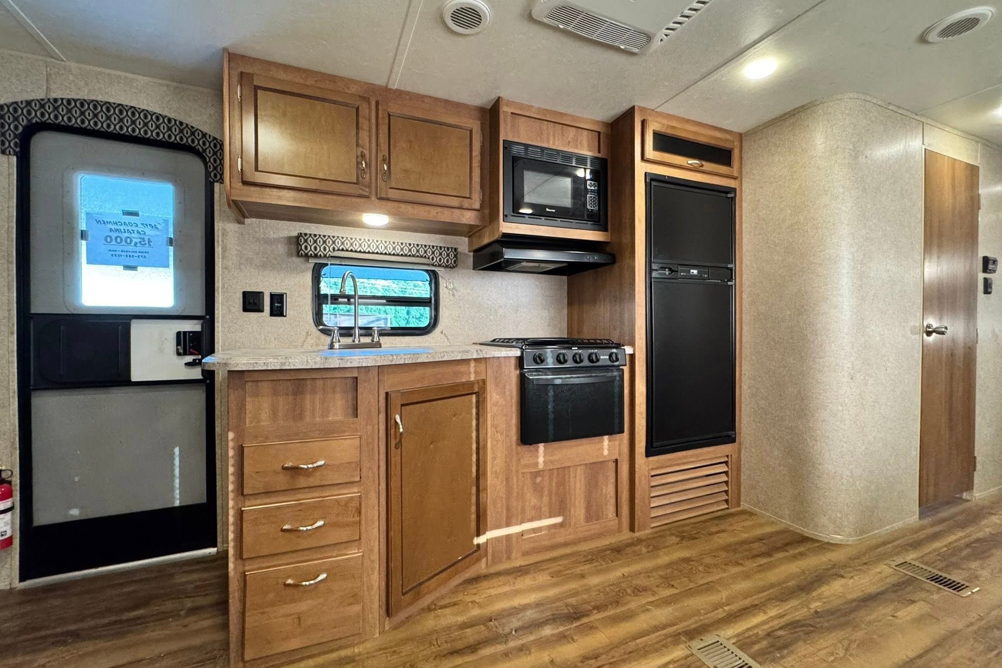 2017 Coachmen Catalina SBX 321BHDSCK