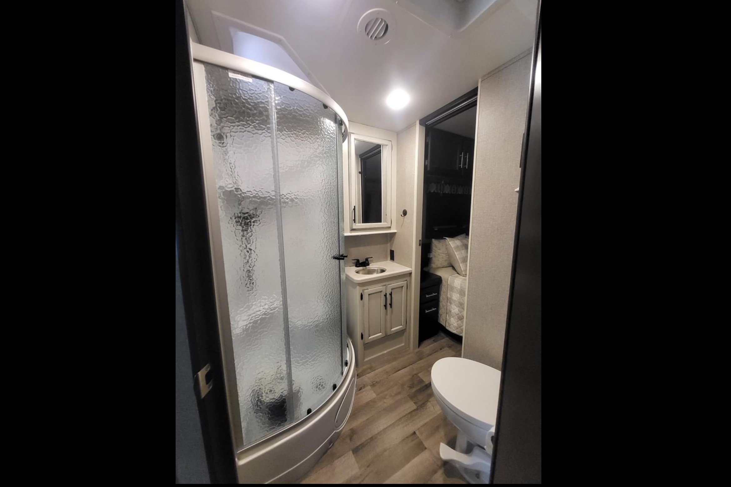 Go and Do RV Rentals - Family Friendly Luxurious  Class C