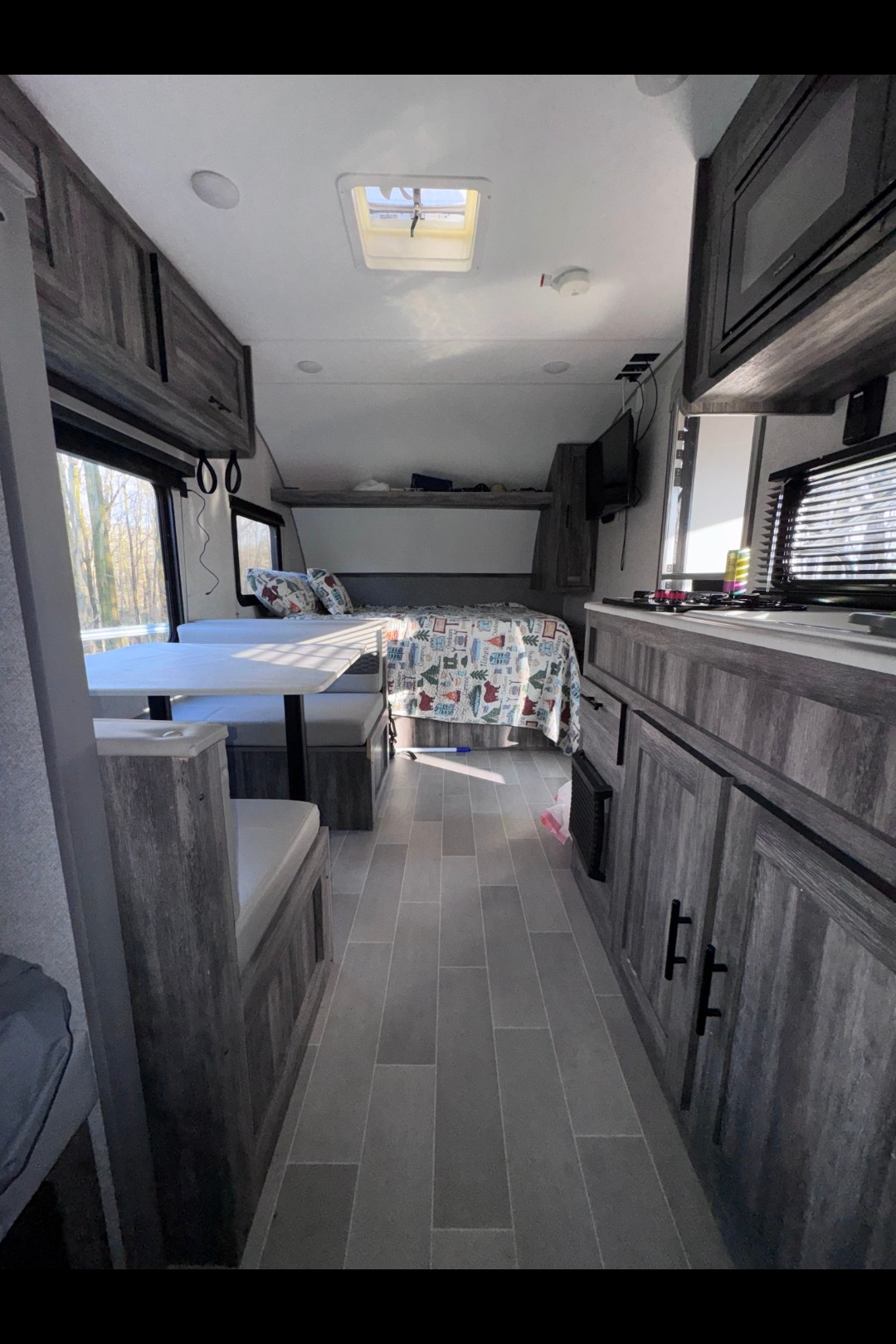 Couples or Family Bunkhouse Oasis