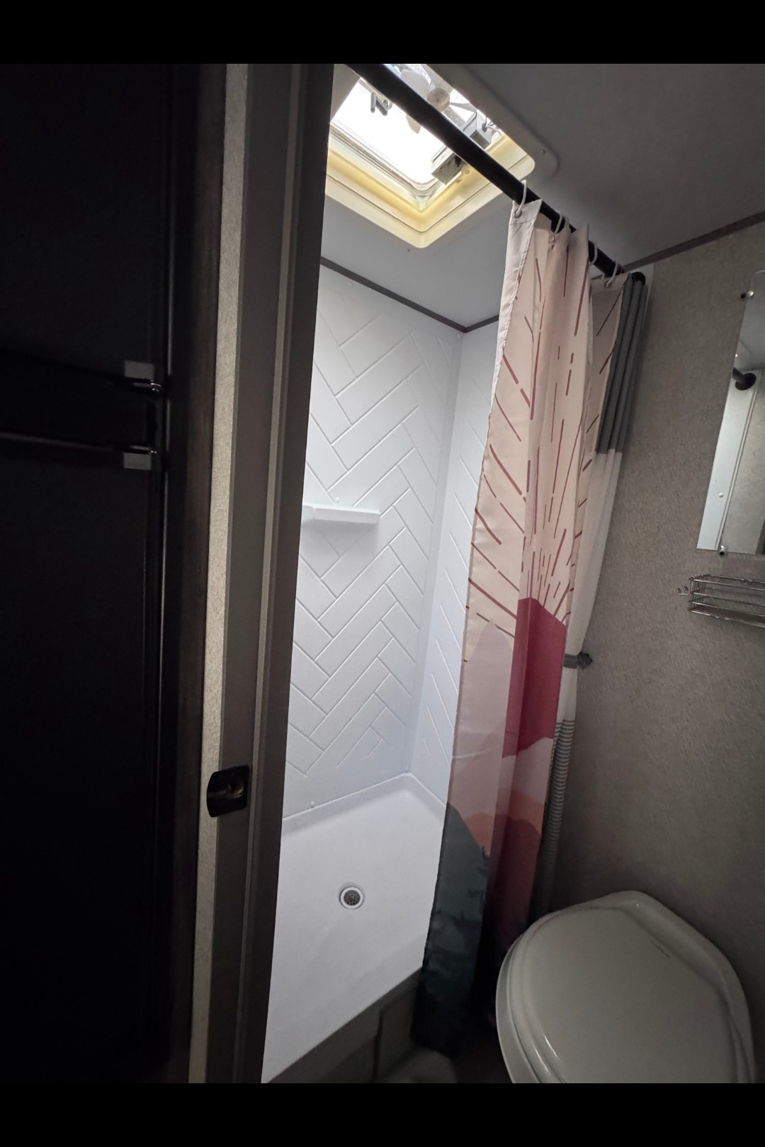 Couples or Family Bunkhouse Oasis