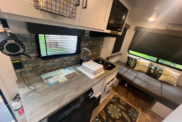 GoldBarry’s Keystone Hideout 177RD Travel Trailer