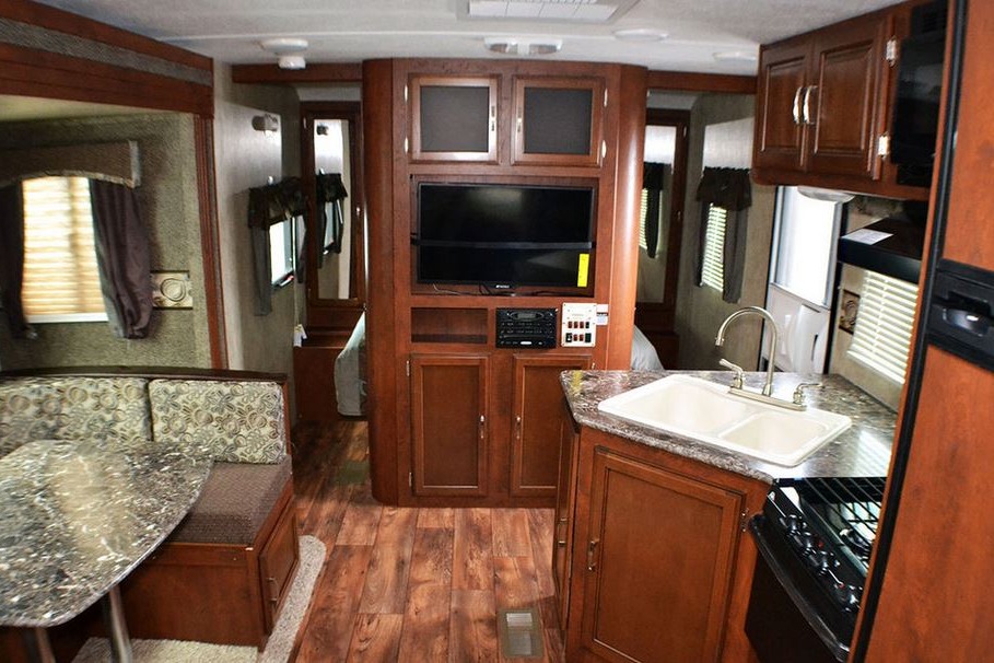  Keystone Passport 24BHS Travel Trailer