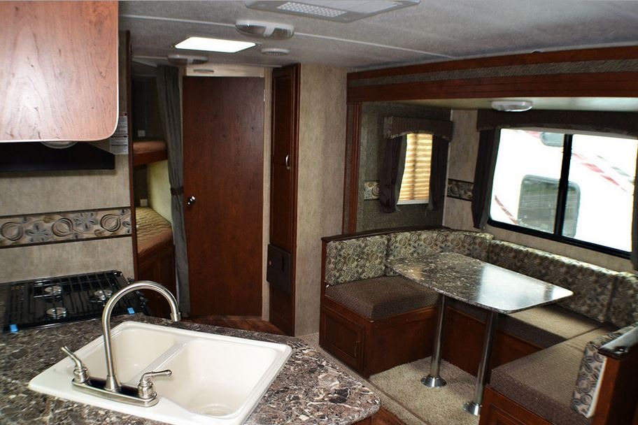  Keystone Passport 24BHS Travel Trailer