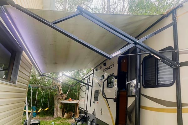 Spree Connect Travel Trailer 322BHS