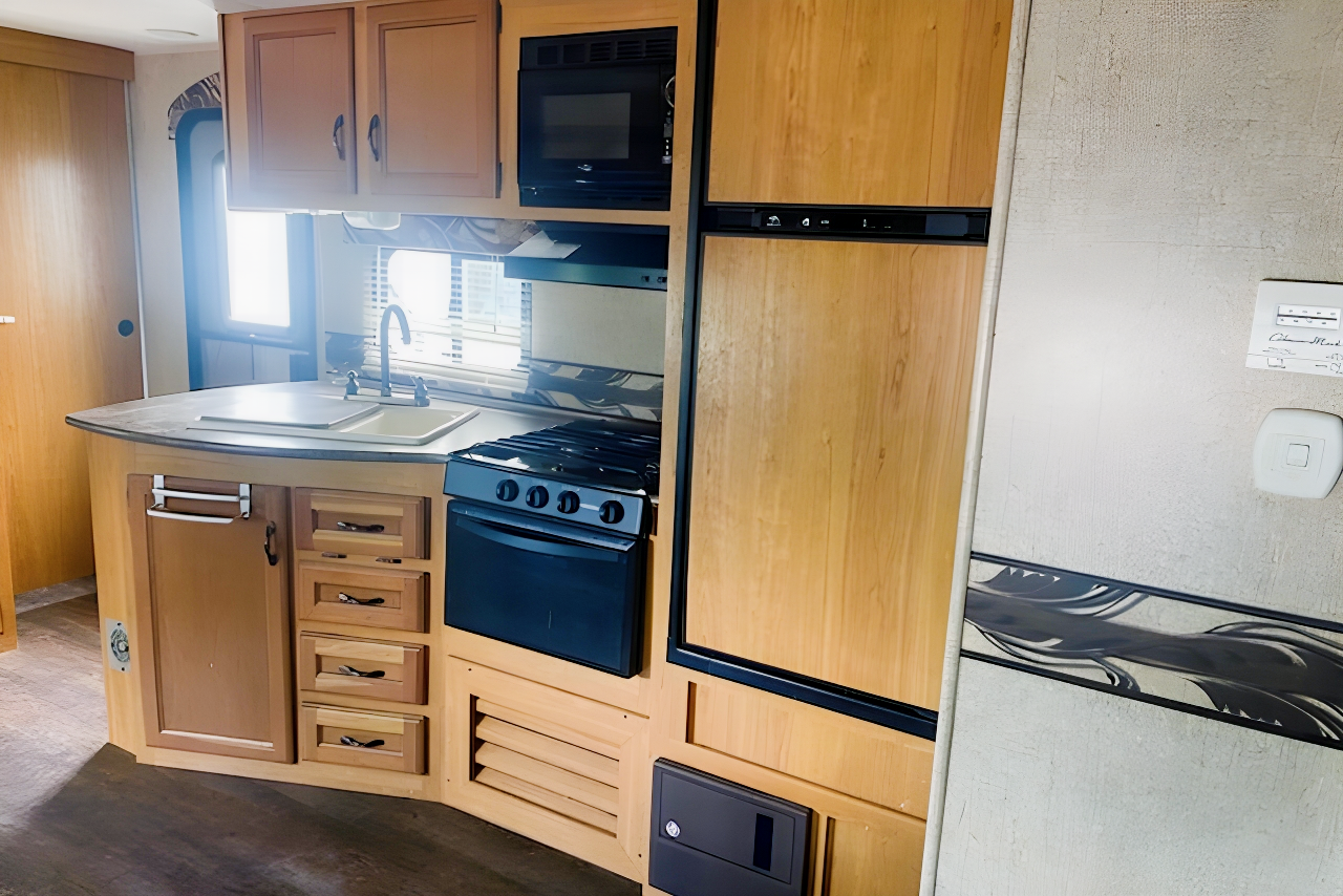 Spree Connect Travel Trailer 322BHS