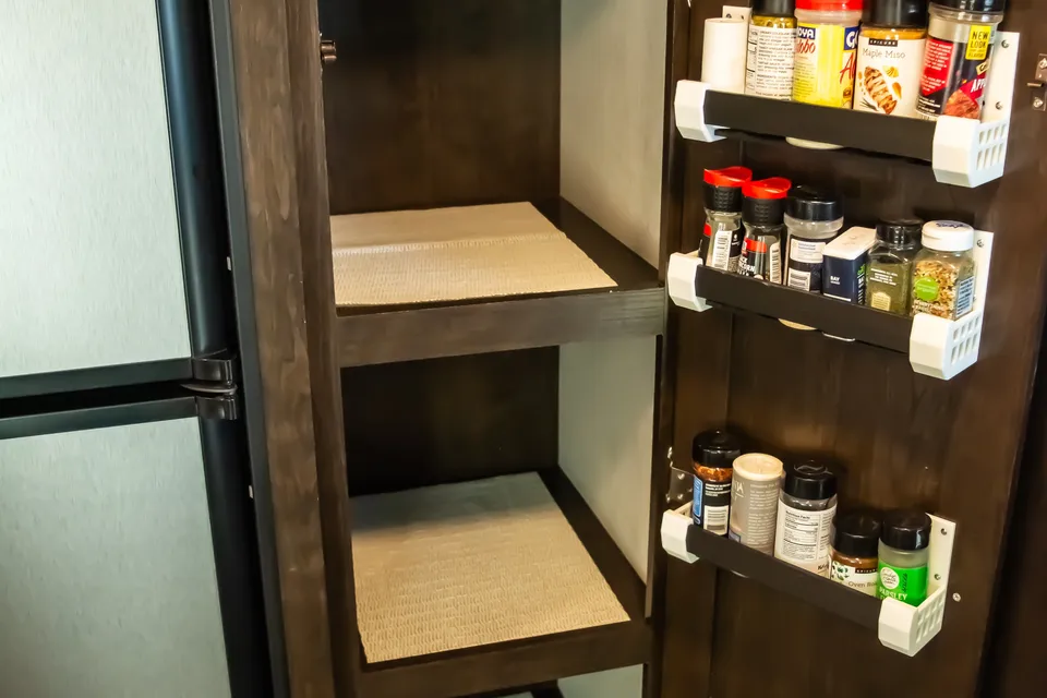 Spacious Pioneer Travel Trailer – Sleeps 10 | Family & Hunting Ready