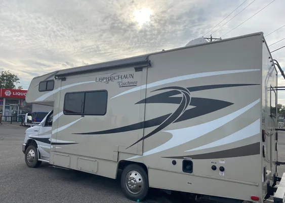 Fleet #C8 Class C with Dinette Slideout – Luxury Family Travel (Sleeps 4 Adults, 2 Children)
