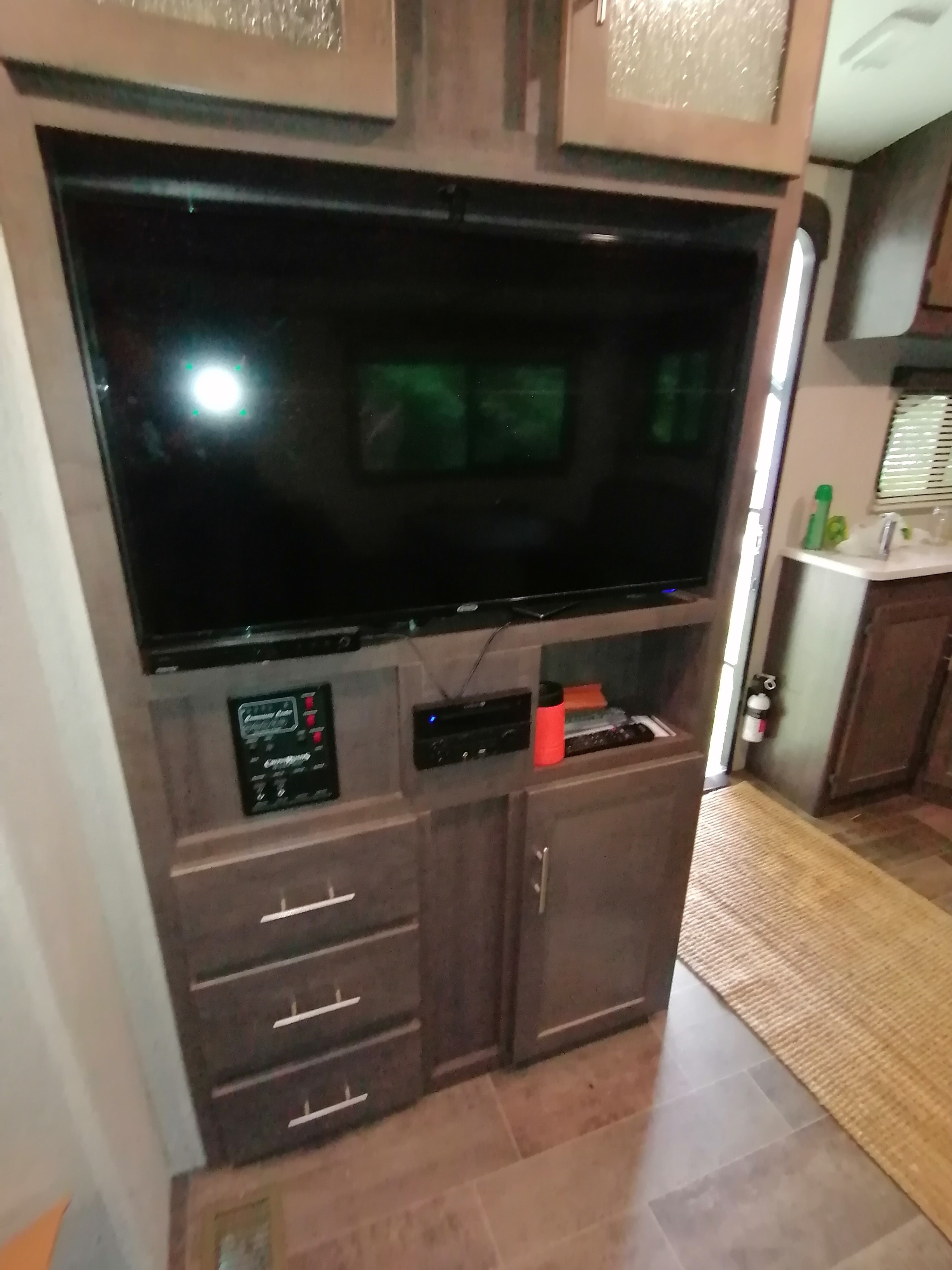 Larry's Sunset Park RV 251RK sunset Travel Trailer