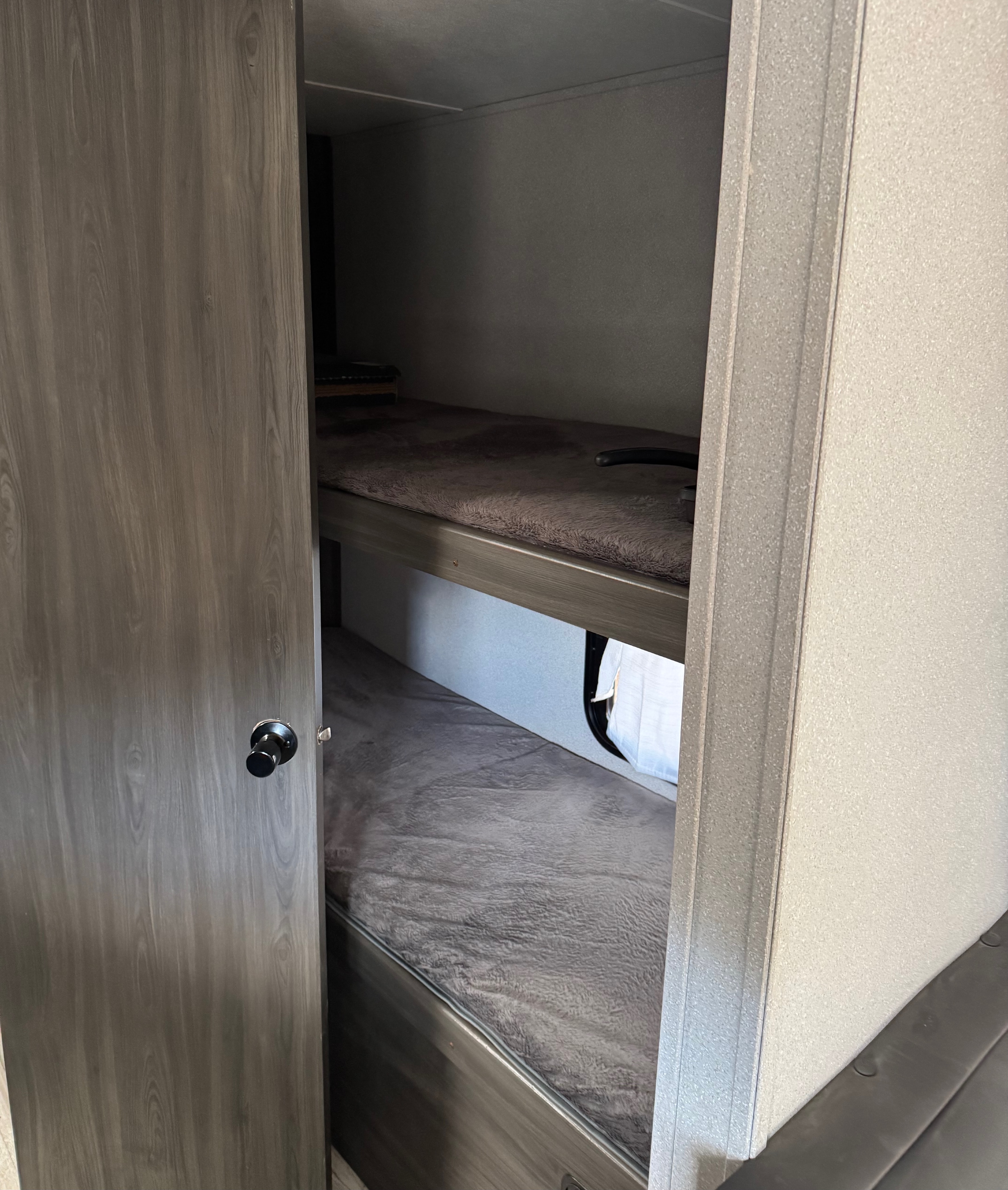 Matt's Shasta 19 Travel Trailer