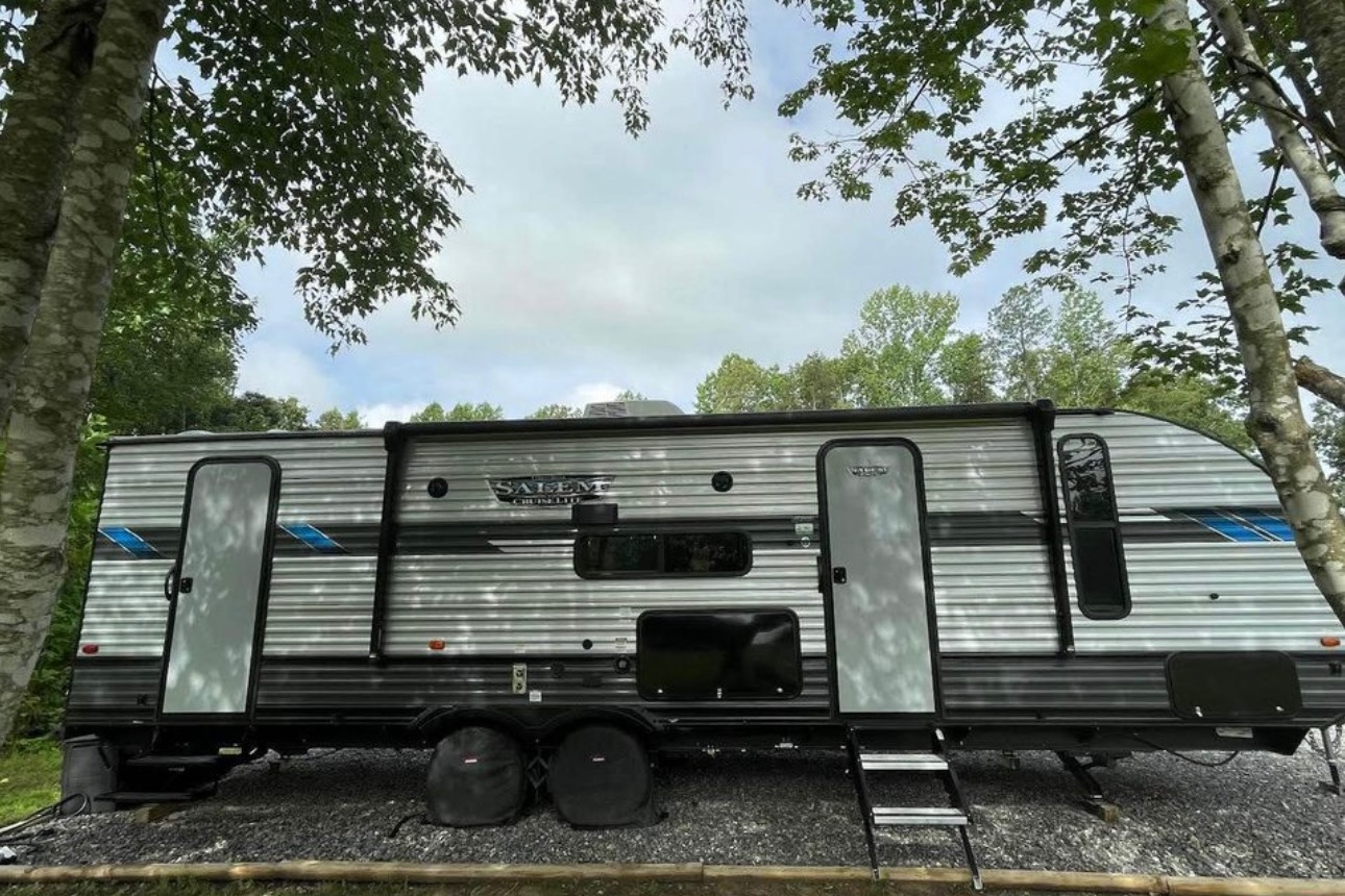 2022 Forest River Salem Cruise Lite Travel Trailer - Great for Family Getaways