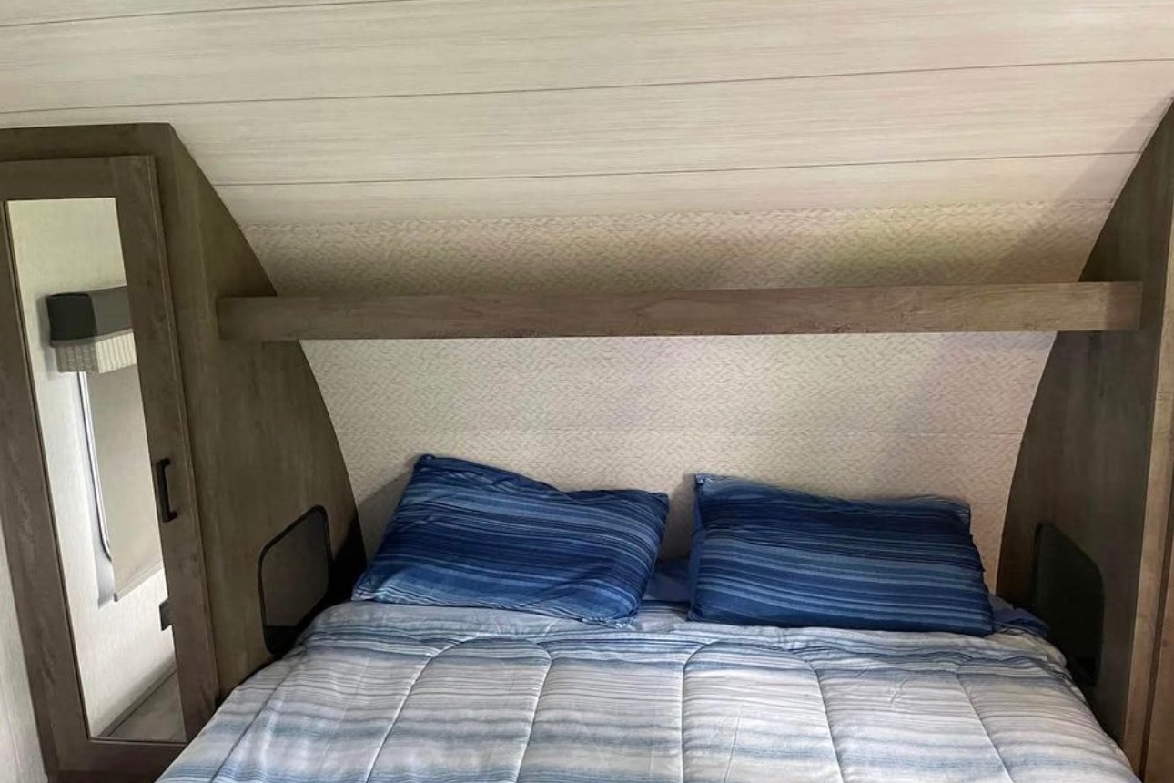 2022 Forest River Salem Cruise Lite Travel Trailer - Great for Family Getaways