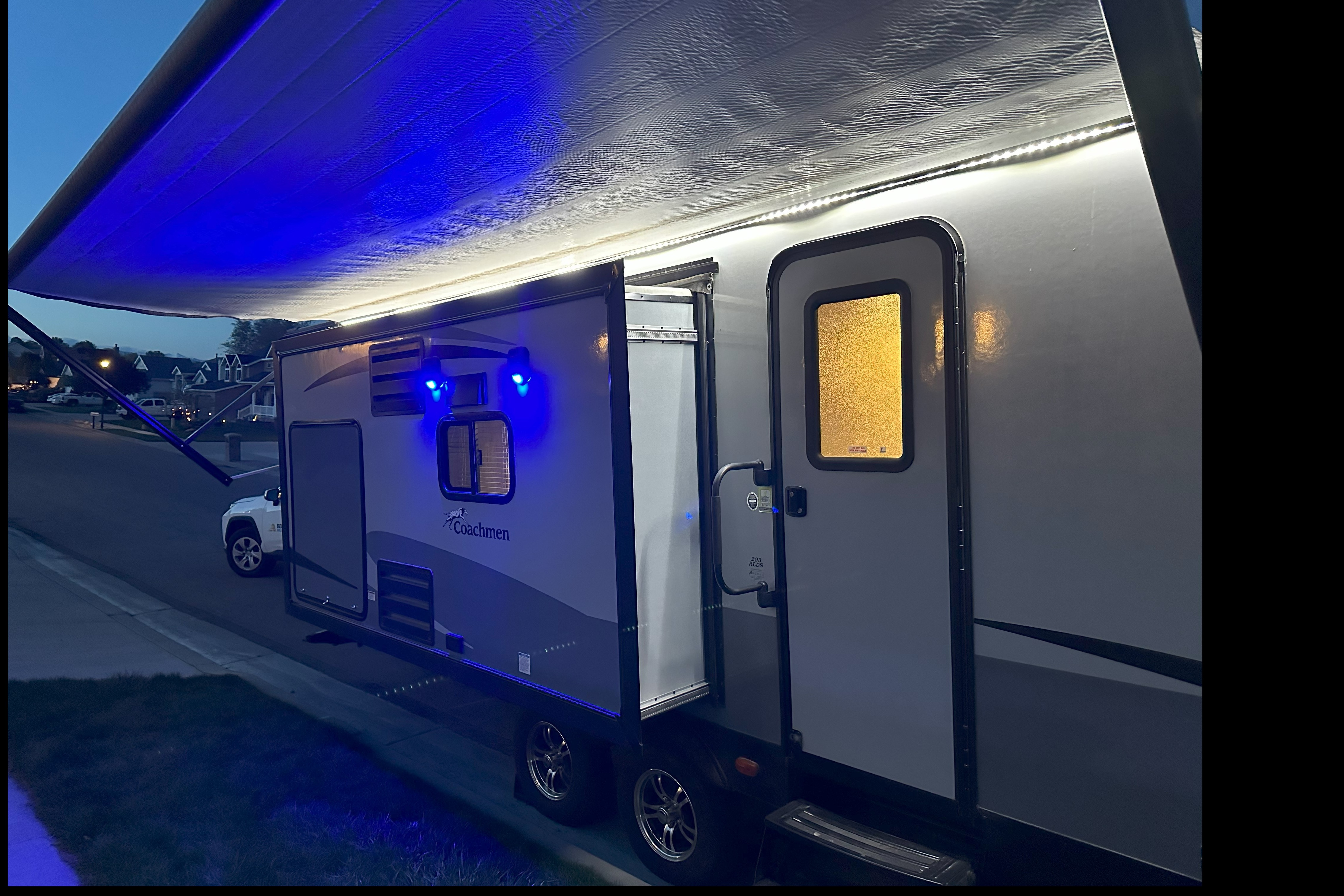 2020 Coachmen Apex - The most comfort you will have camping