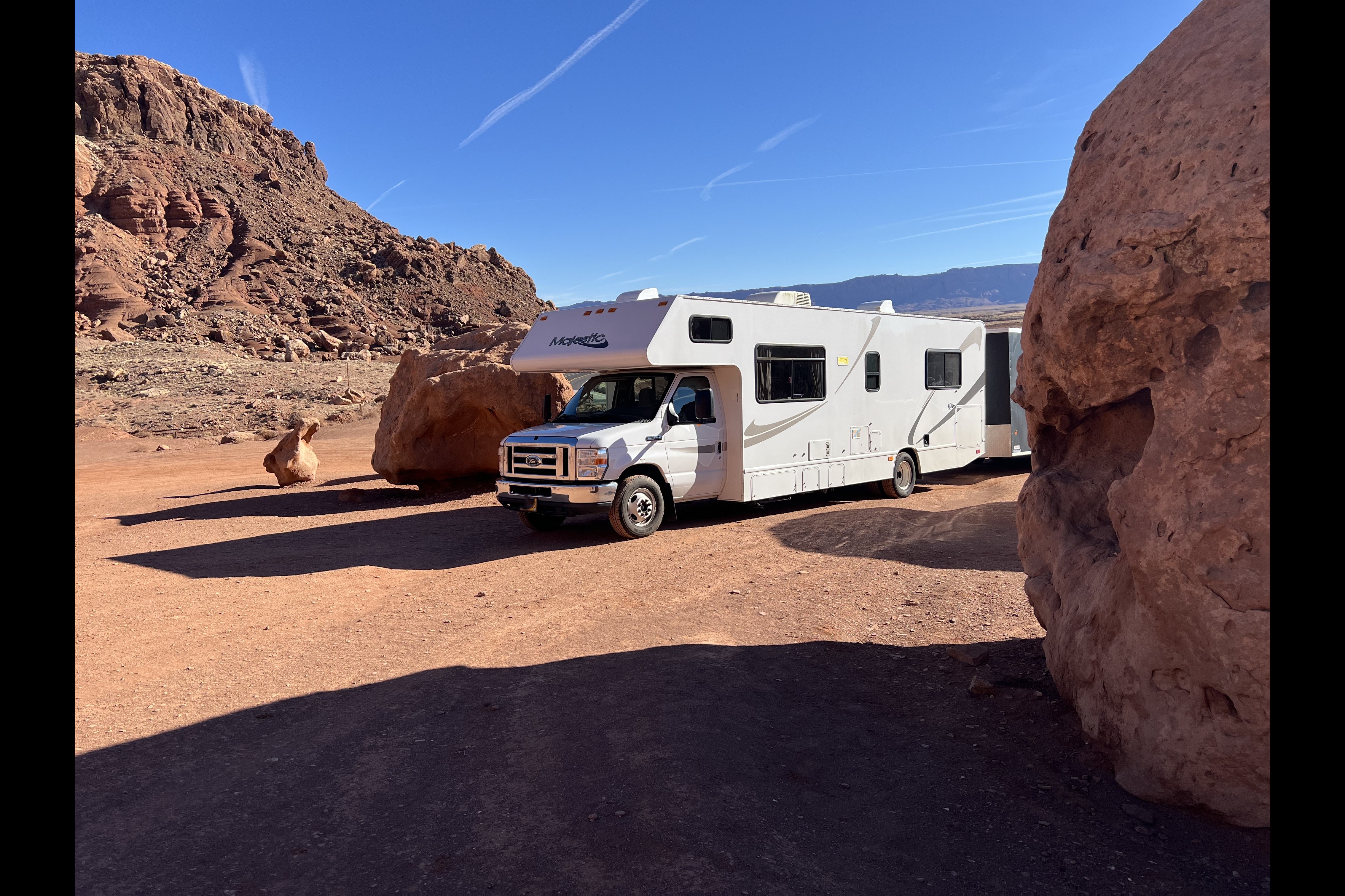 Thor Majestic 28' Motorhome - Class C RV