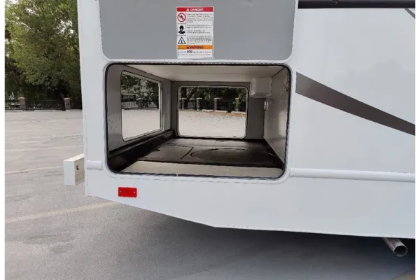 Thor Majestic 28' Motorhome - Class C RV