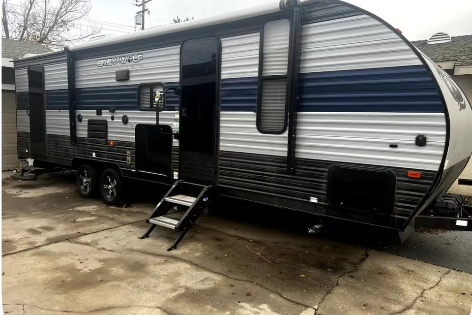 NorCal Adventure Wolf-2021 Grey Wolf Bunkhouse Sleeps 9+