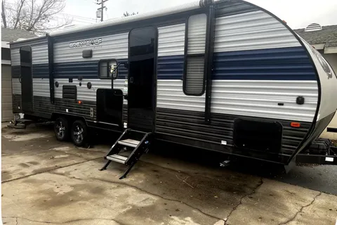 NorCal Adventure Wolf-2021 Grey Wolf Bunkhouse Sleeps 9+