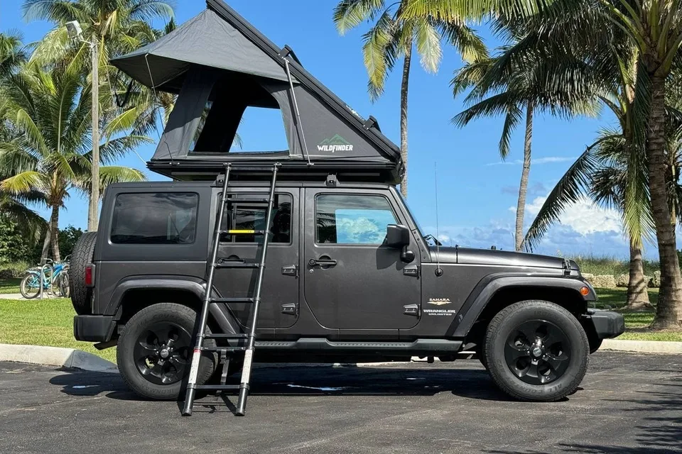 Wrangler 4x4 Rooftop Tent Adventure Camper
