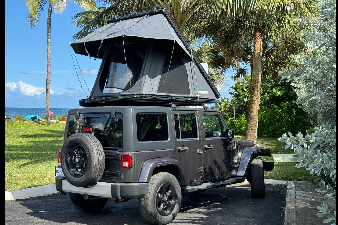 Wrangler 4x4 Rooftop Tent Adventure Camper