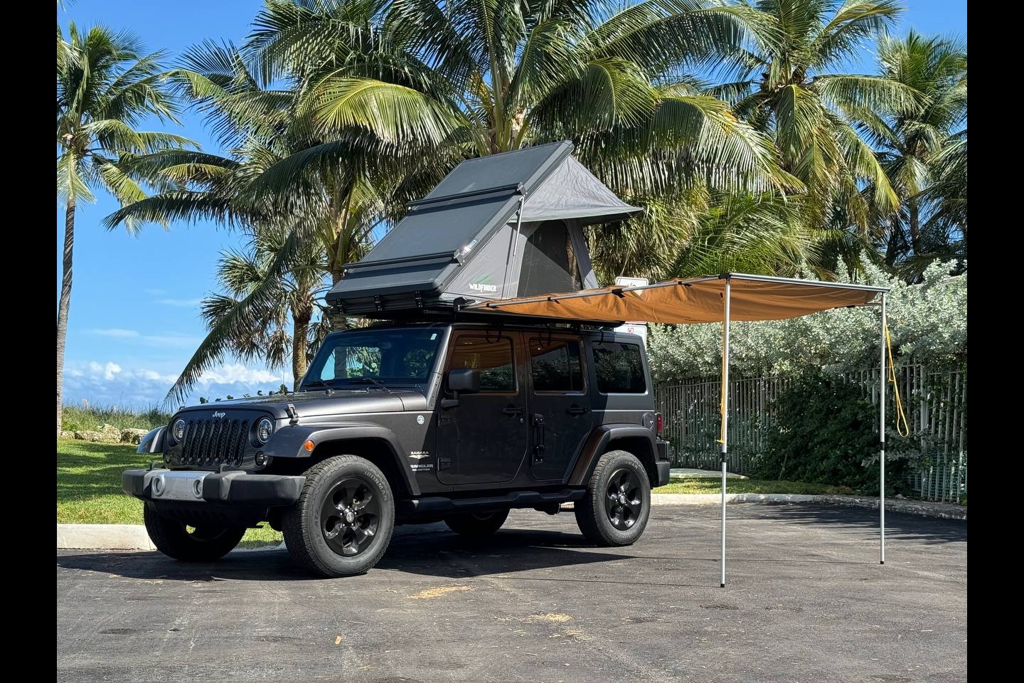 Wrangler 4x4 Rooftop Tent Adventure Camper