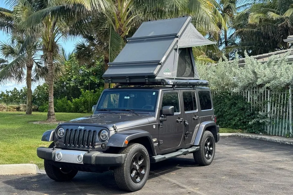 Wrangler 4x4 Rooftop Tent Adventure Camper