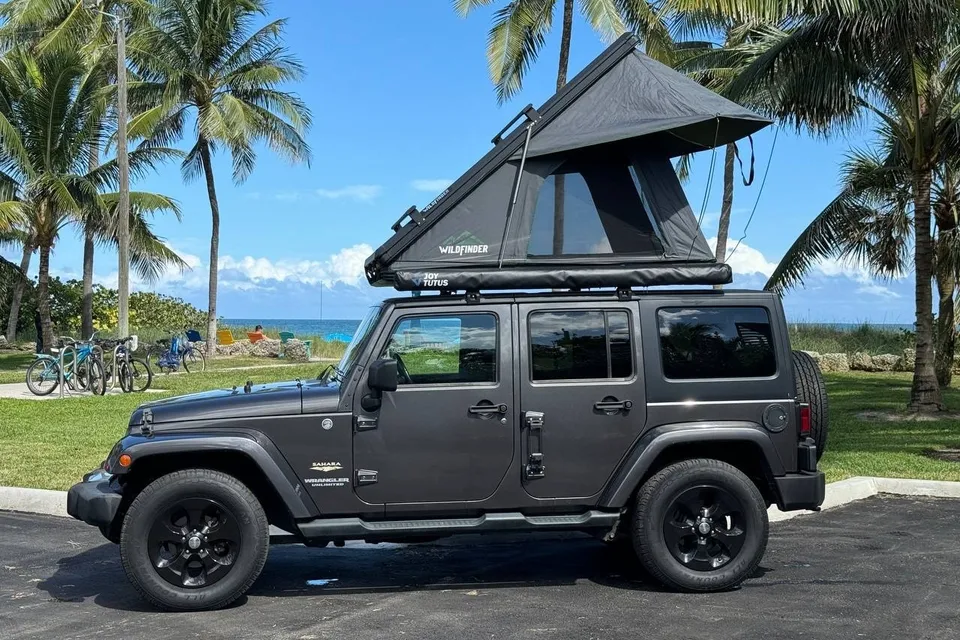 Wrangler 4x4 Rooftop Tent Adventure Camper